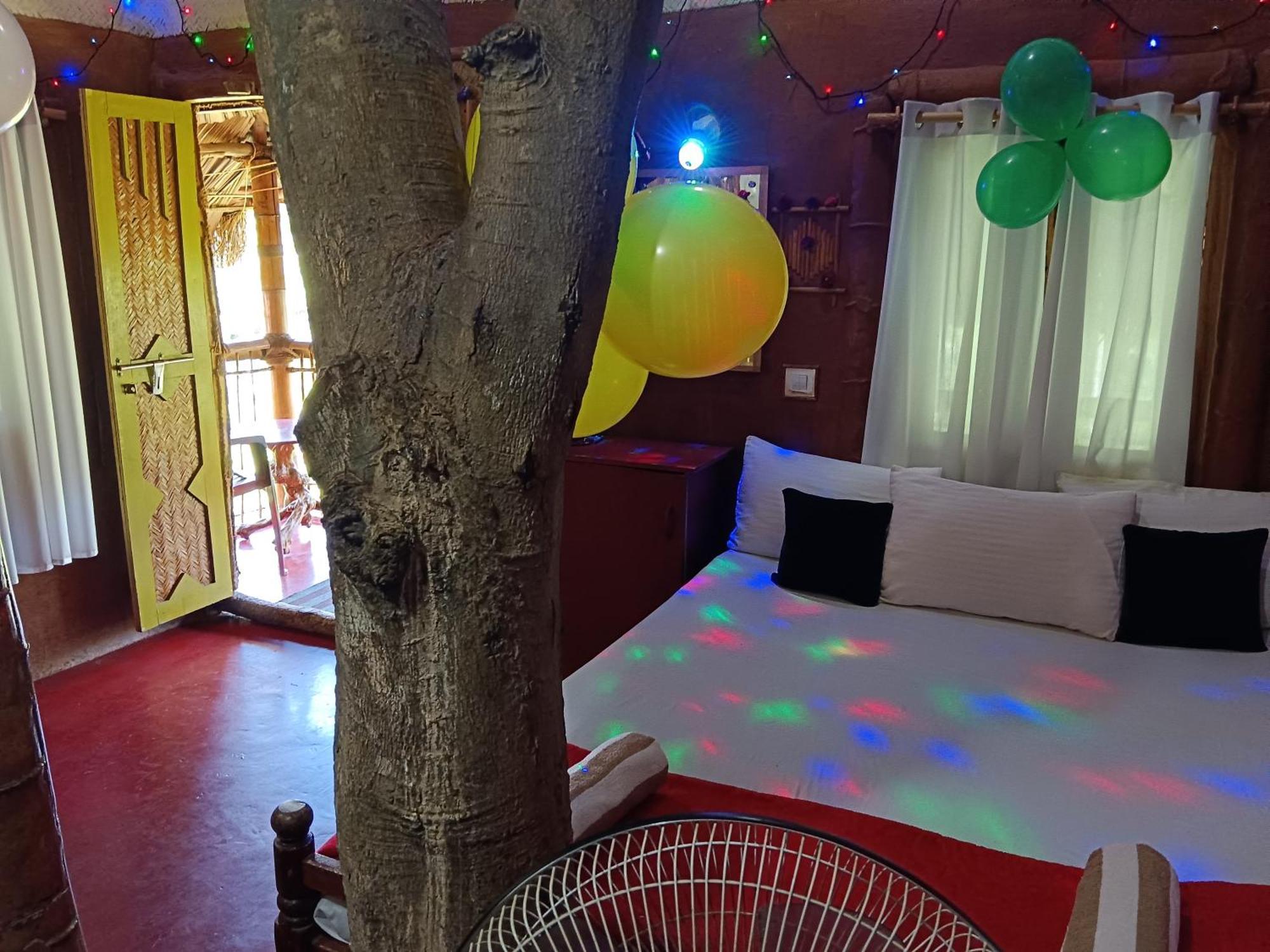Kalidasa Tree House And Villa, Wayanad Chegāt エクステリア 写真